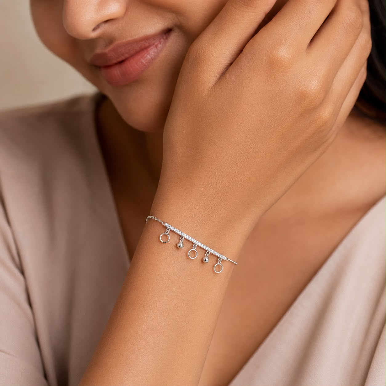 Silver Circle Charm Bracelet